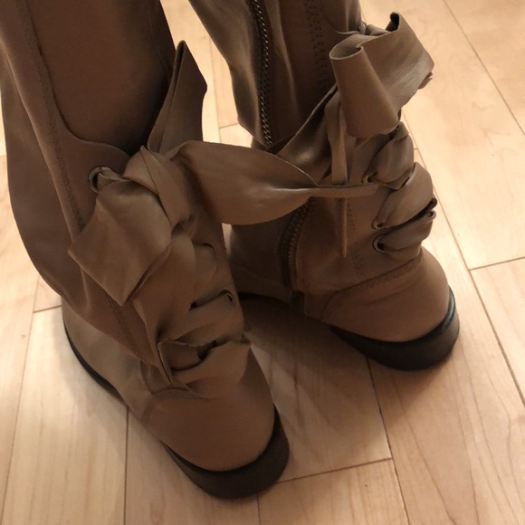VALENTINO BOOTS NUDE natural Leather Size 38 14” at the calf - Picture 10 of 10